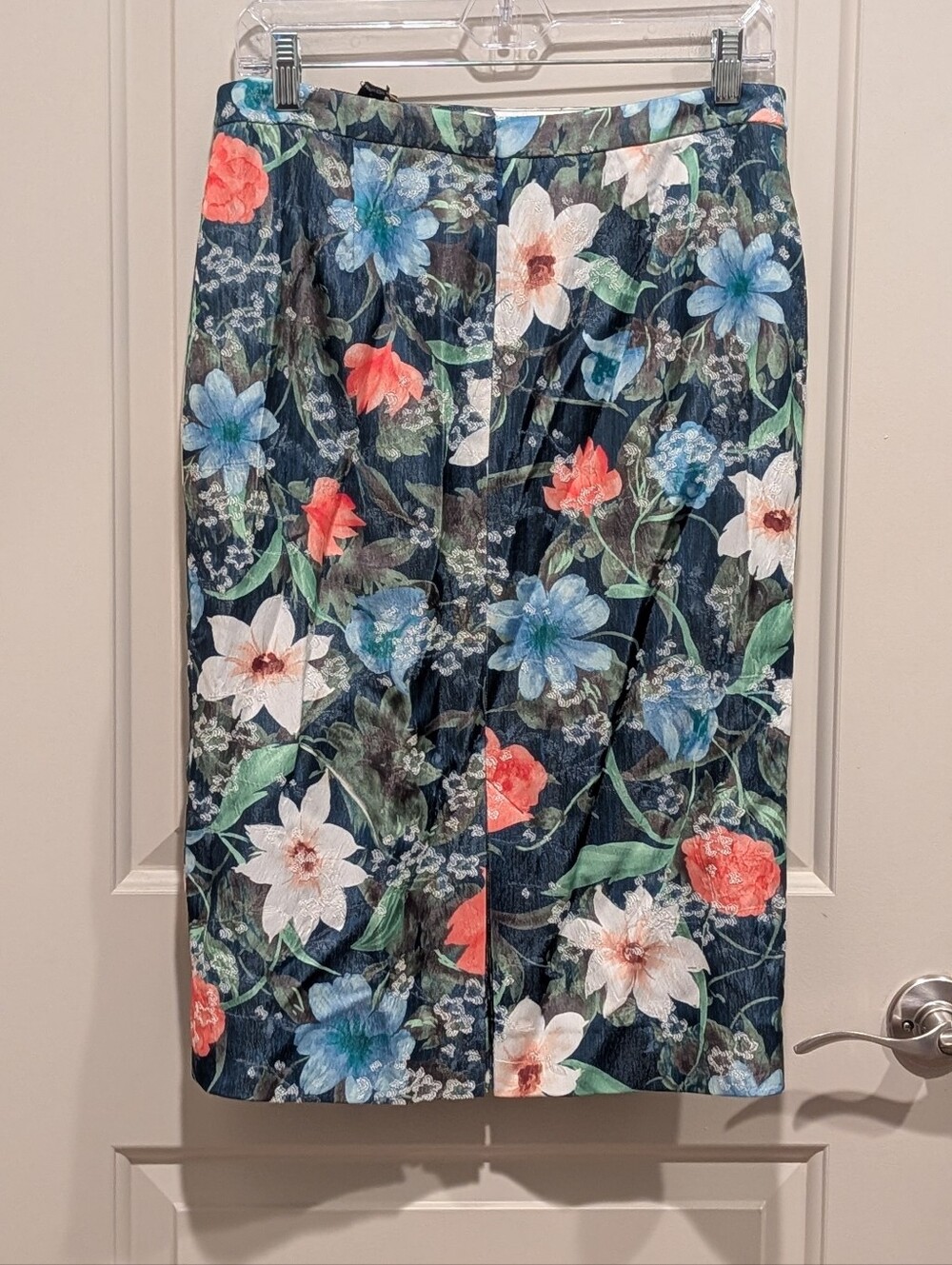 Carlisle Collection Tuleries Imperial Blue Floral Pencil Skirt Viscose Blend - 4 - Picture 6 of 9